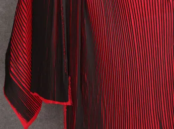  Červená a čierna skladaná prekladané šifón hladký ručne pocit, dizajnér textílie