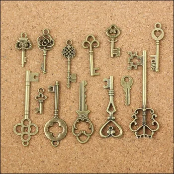  13pcs/veľa Zmiešané Veľkosť kľúče, prívesky Antickej bronzovej farbe kľúčový prívesok charms DIY retro zliatiny príslušenstvo