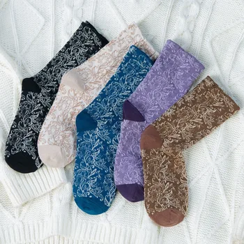  Britský Harajuku Štýl Retro Žena Ponožky Novinka Kvetinové Výšivky Ponožky Ženy Móda Japonskom Štýle Vintage Streetwear Posádky Ponožky