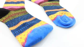  Najnovšie Značky Retro Národ Ženy Bavlna Prekladané Multi-Farebné Módne Bežné Šaty dámske Ponožky Pekný Darček Dobrej Kvality
