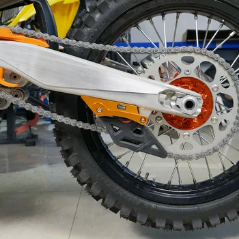  CNC Hliníka, Motocyklové Príslušenstvo Swingarm Stráže Pre Husqvarna 701 Enduro 2017-2020 Na KTM 690 Enduro R 2013-2020